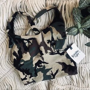 NWT Coalition Camo RF sexy Athletic top 🖤